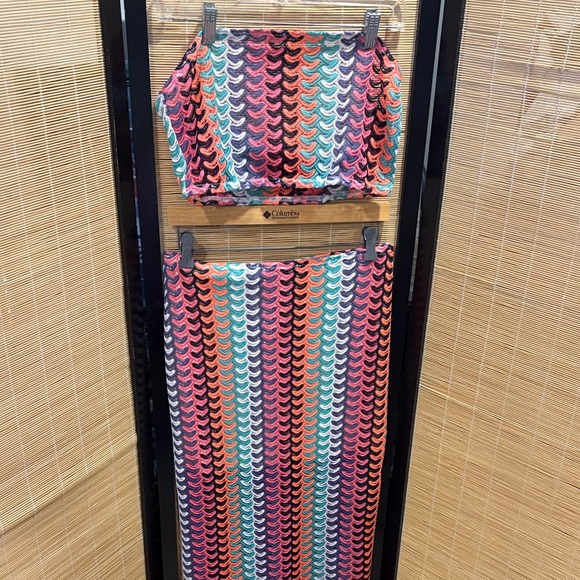 Columbia Dresses & Skirts - Multicolor Wave-Striped Skirt Set — Coral, Teal, Navy, Black, White